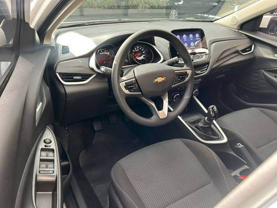 CHEVROLET ONIX 1.0 FLEX LT MANUAL CHEVROLET ONIX 1.0 FLEX LT MANUAL